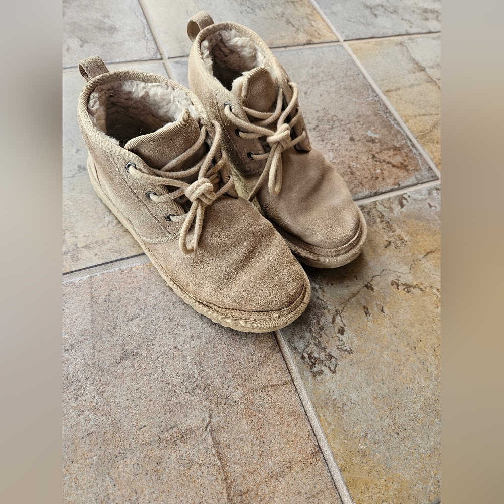 Ugg Neumel Womens Boot View 2